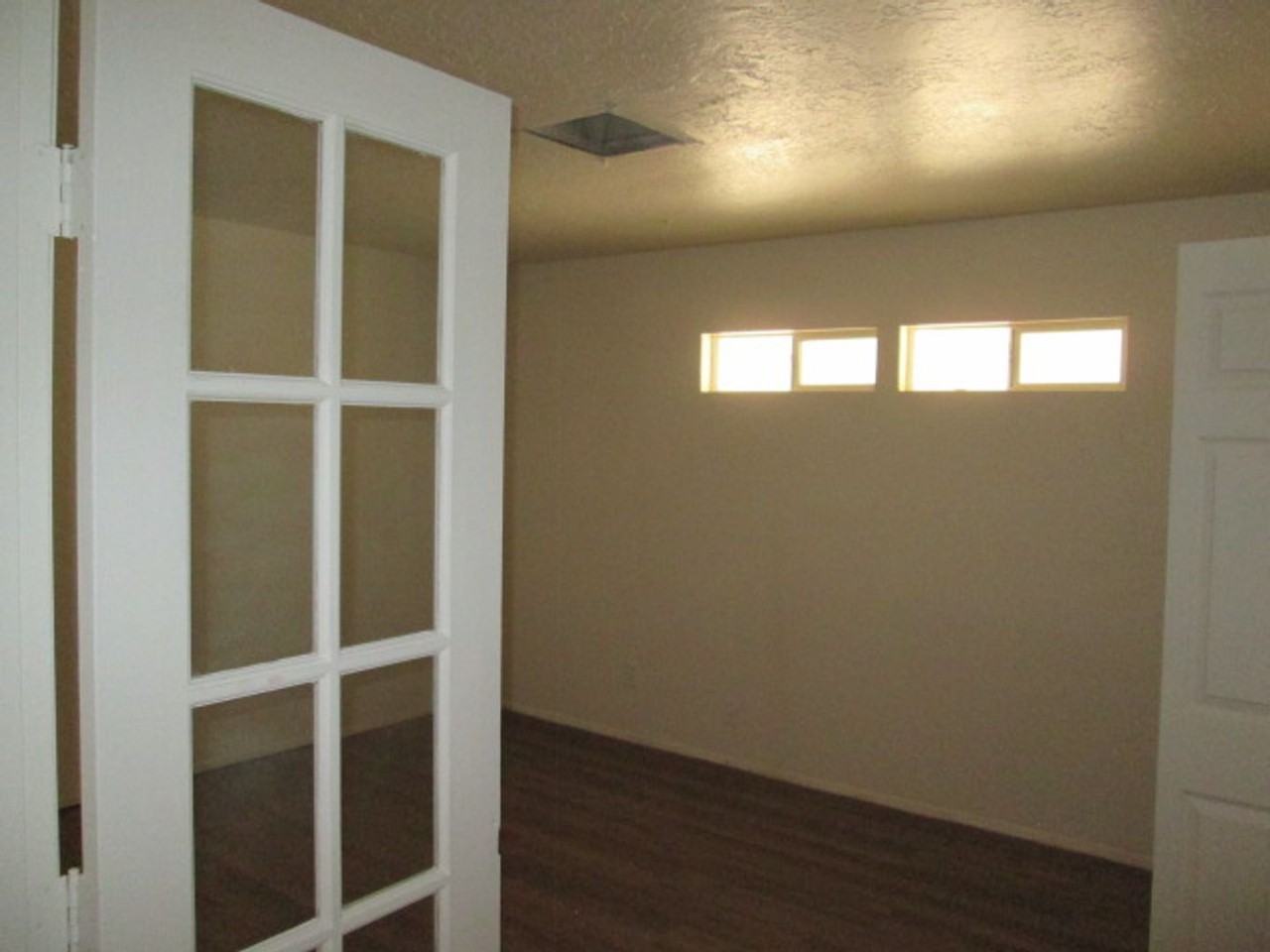 11500 Atlantic City Ave Ne - Photo 4 of 14
