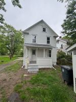 featured image of 2469 28th St Sw