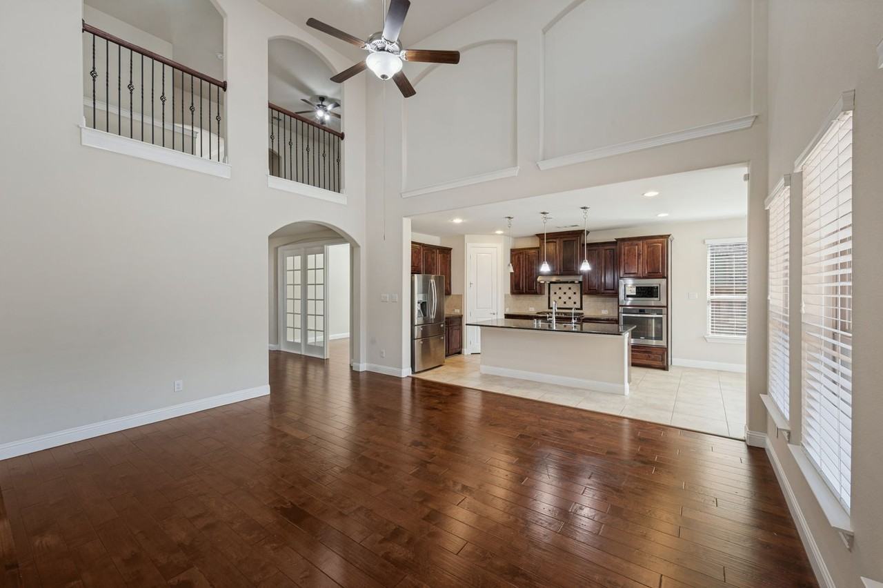 3216 Denali Dr - Photo 2 of 16