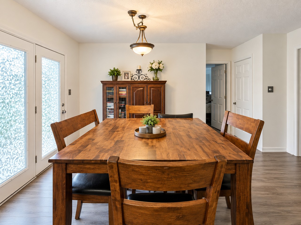102 Chickadee Ct - Photo 5 of 9
