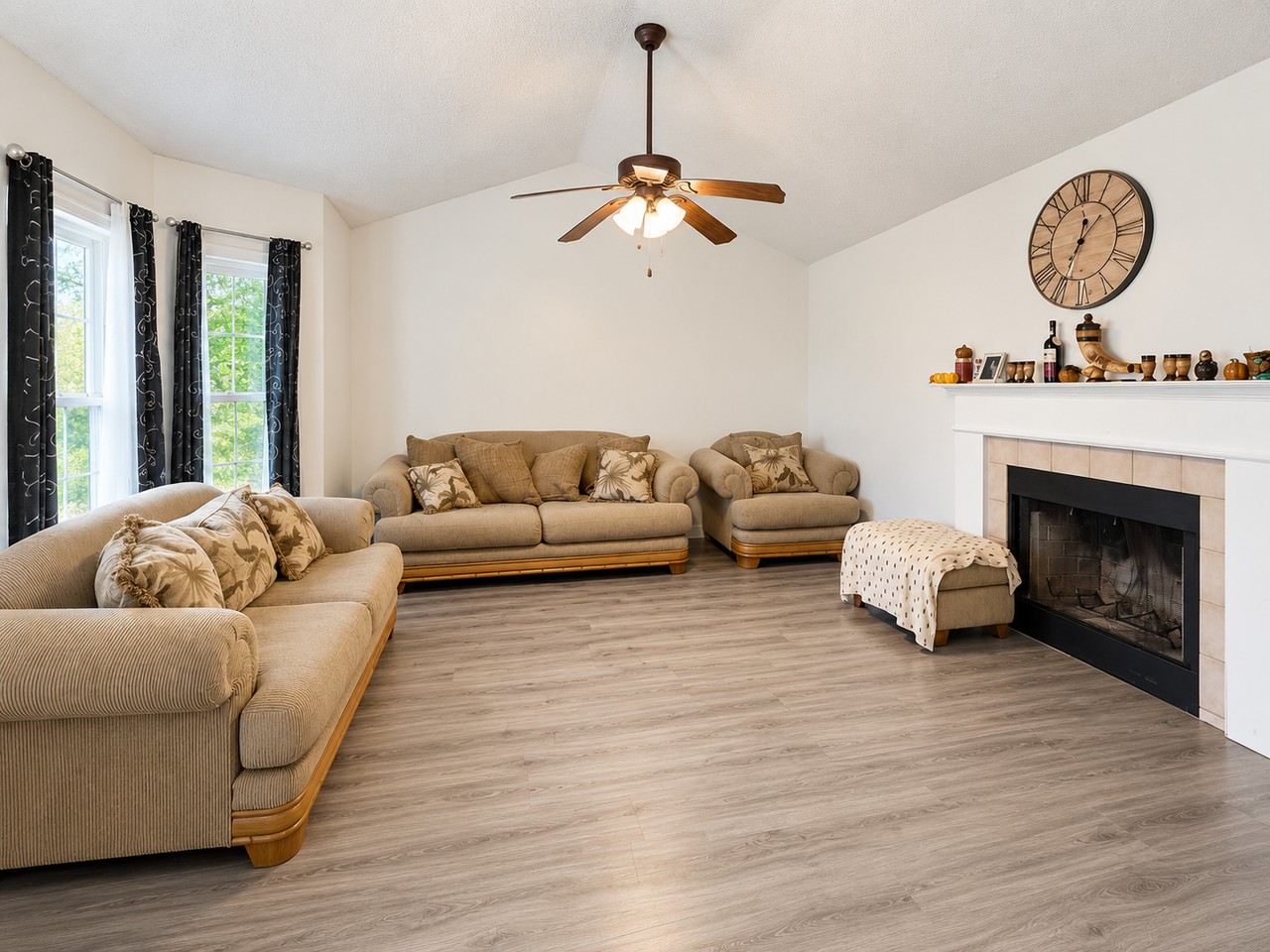 102 Chickadee Ct - Photo 7 of 9