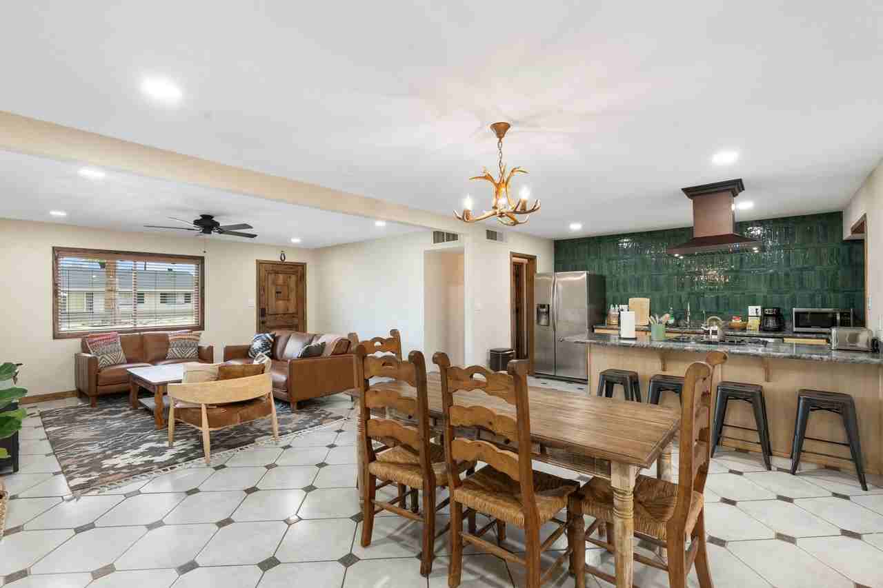 9 E Del Rio Dr - Photo 7 of 50
