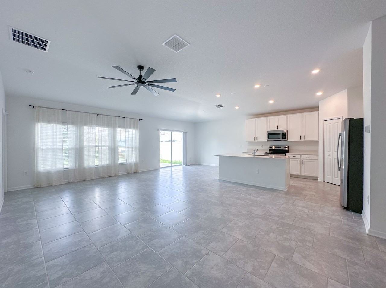 977 Waterfall Blvd - Photo 2 of 24