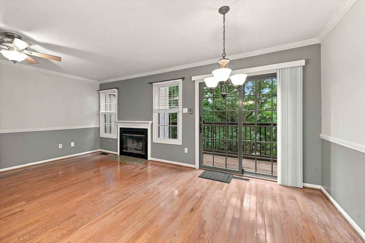 194 Mansion House Dr - Photo 4 of 19