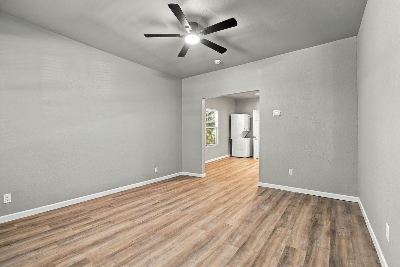 7 N Union Ave - Photo 3 of 44