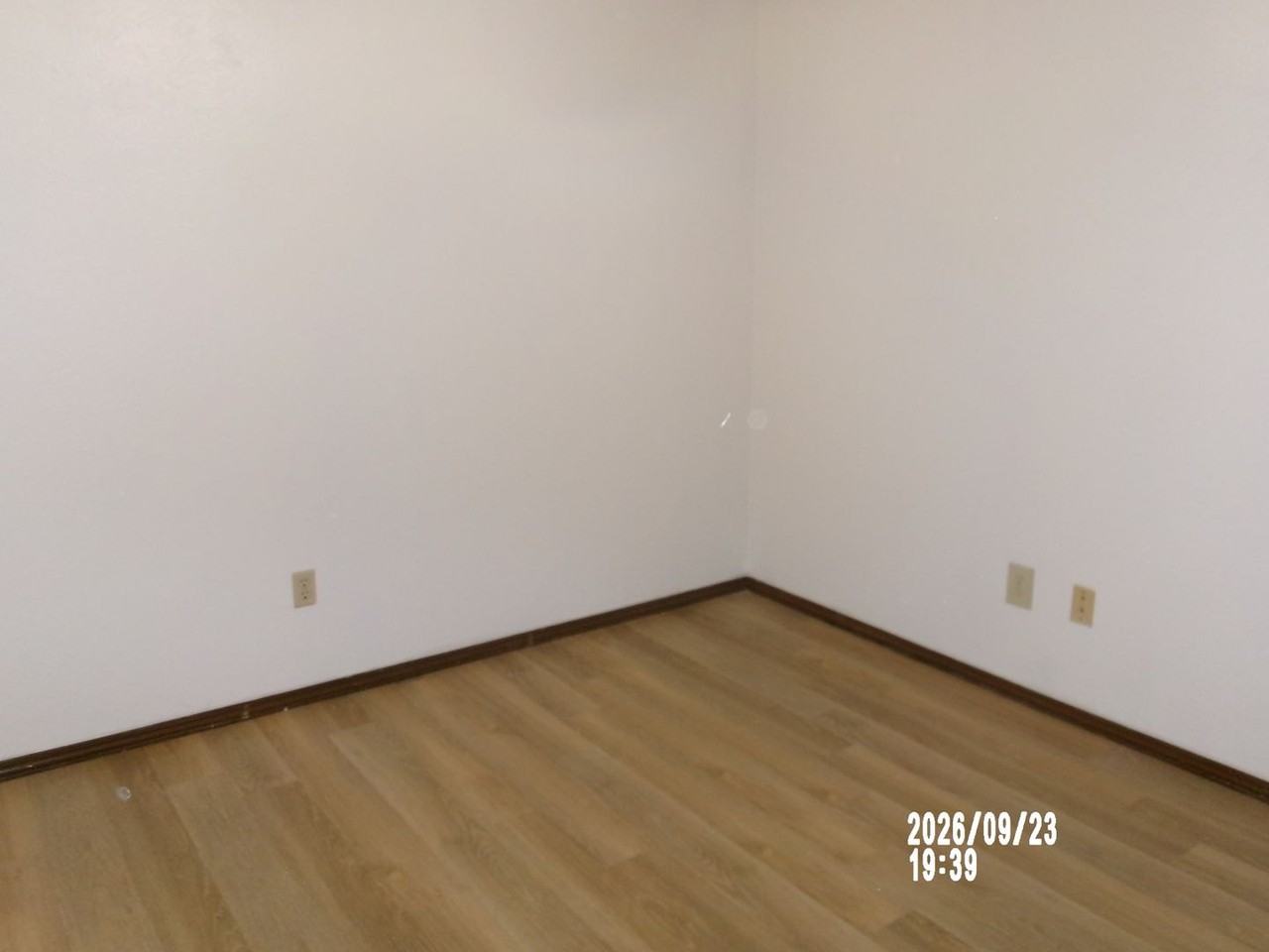 7925 Nw Crossland Cir - Photo 3 of 27