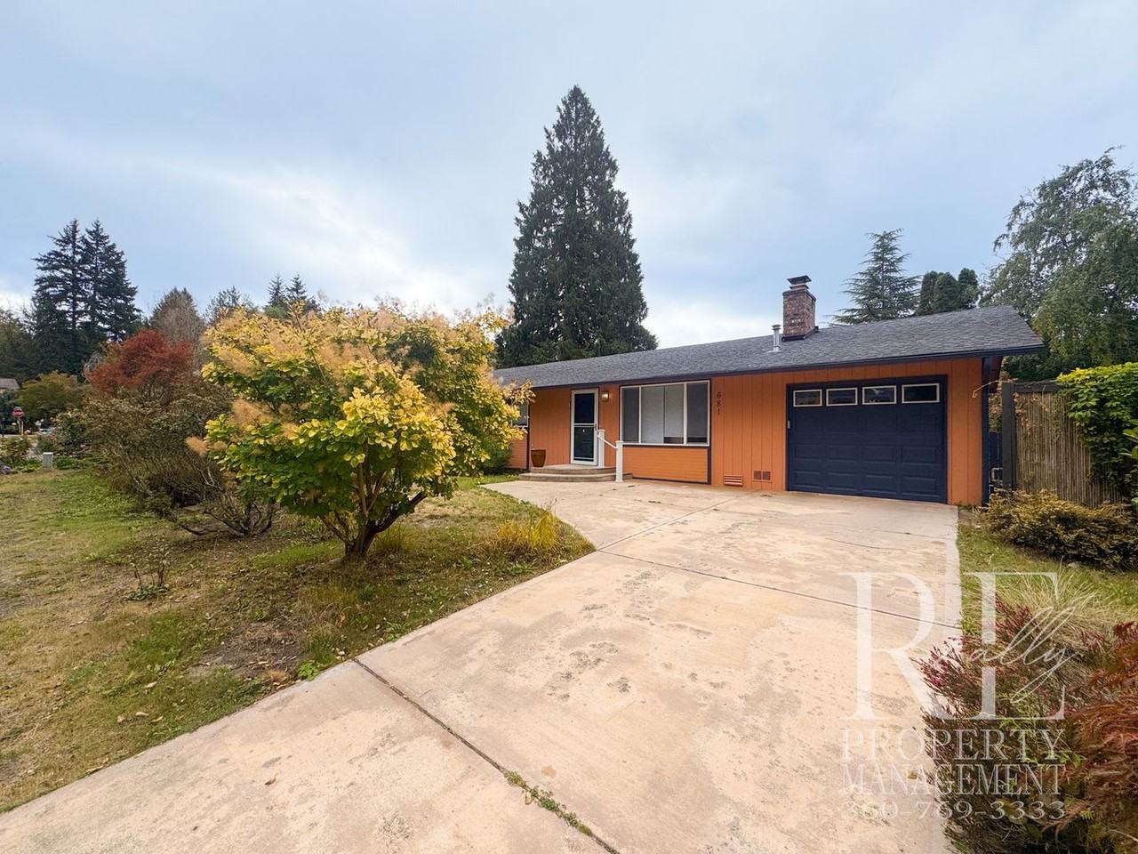 681 Ne Cottonwood Dr - Photo 2 of 29