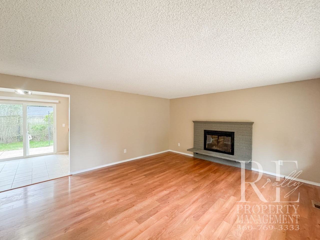 681 Ne Cottonwood Dr - Photo 5 of 29