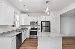 featured image of 26 Parkview Dr