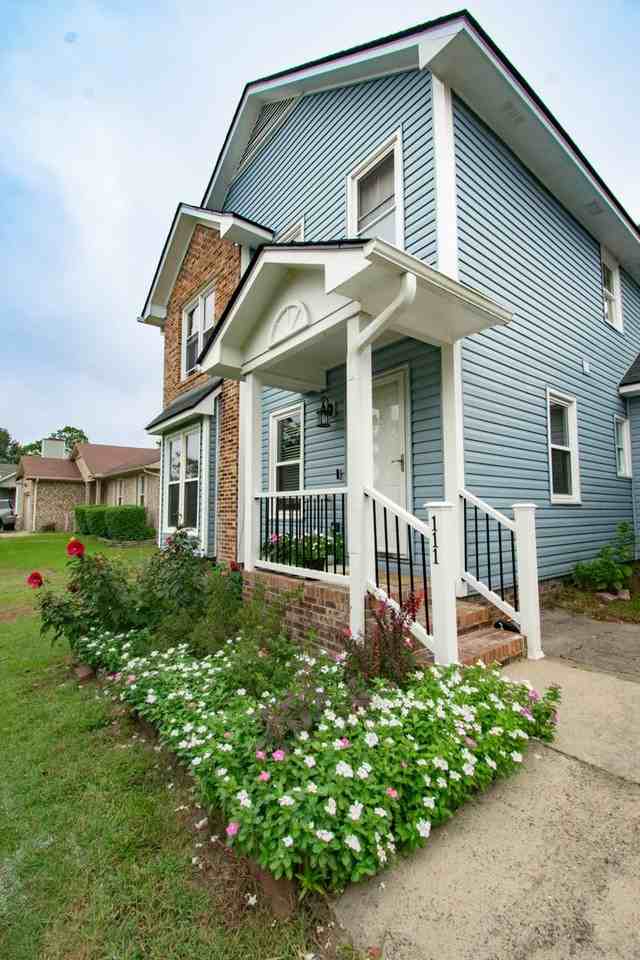111 Kristin Ave - Photo 3 of 31