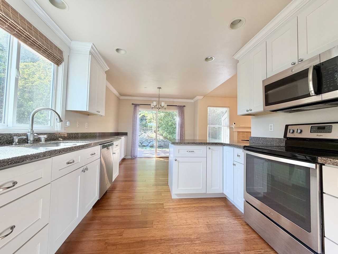 18265 Miss Ellis Loop Ne - Photo 4 of 27