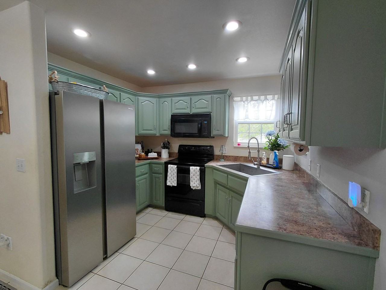21079 Hideaway Ln - Photo 6 of 24