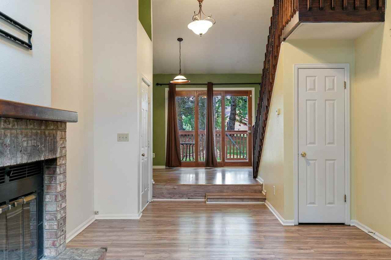 1090 Sundering Dr - Photo 6 of 26