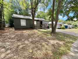 featured image of 1319 E Dawson St