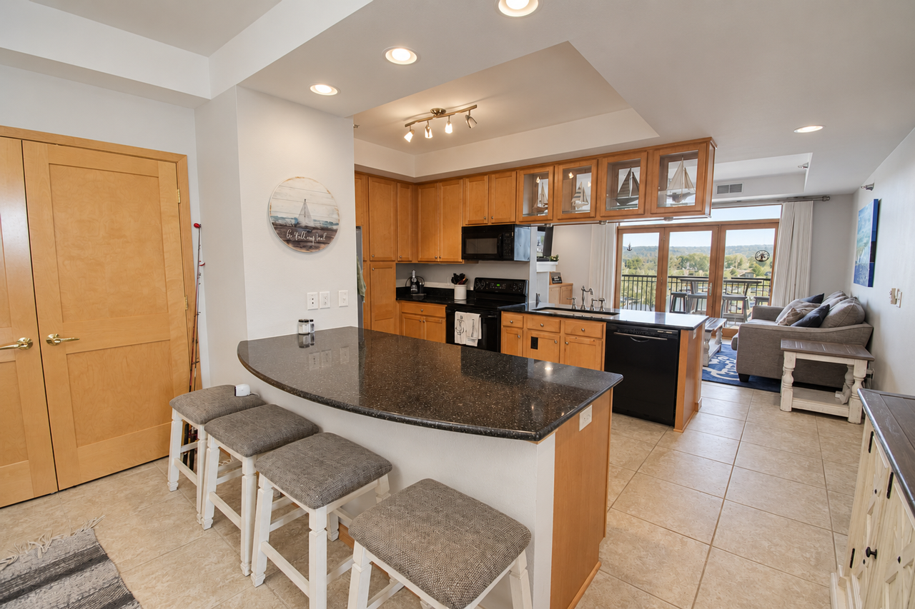 101 S Washington St #308 - Photo 4 of 24