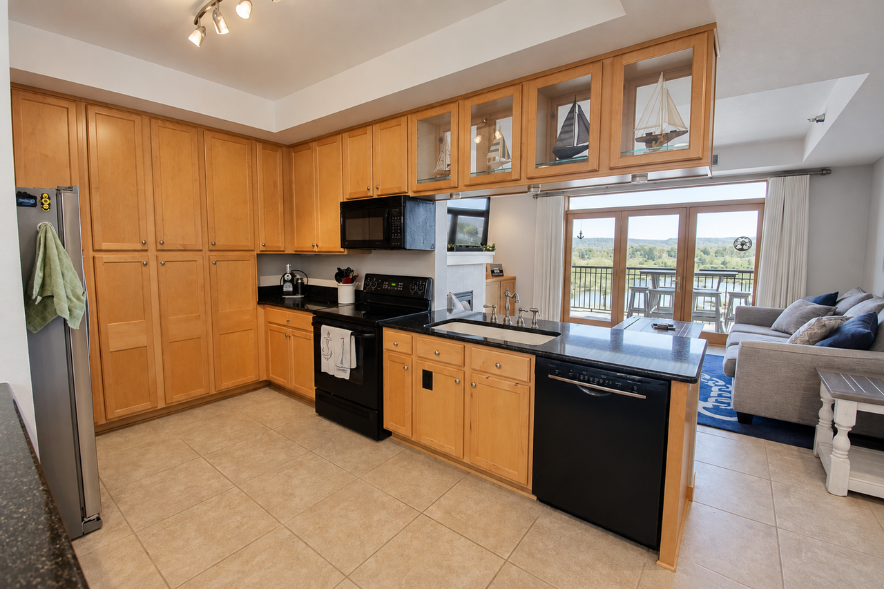 101 S Washington St #308 - Photo 5 of 24