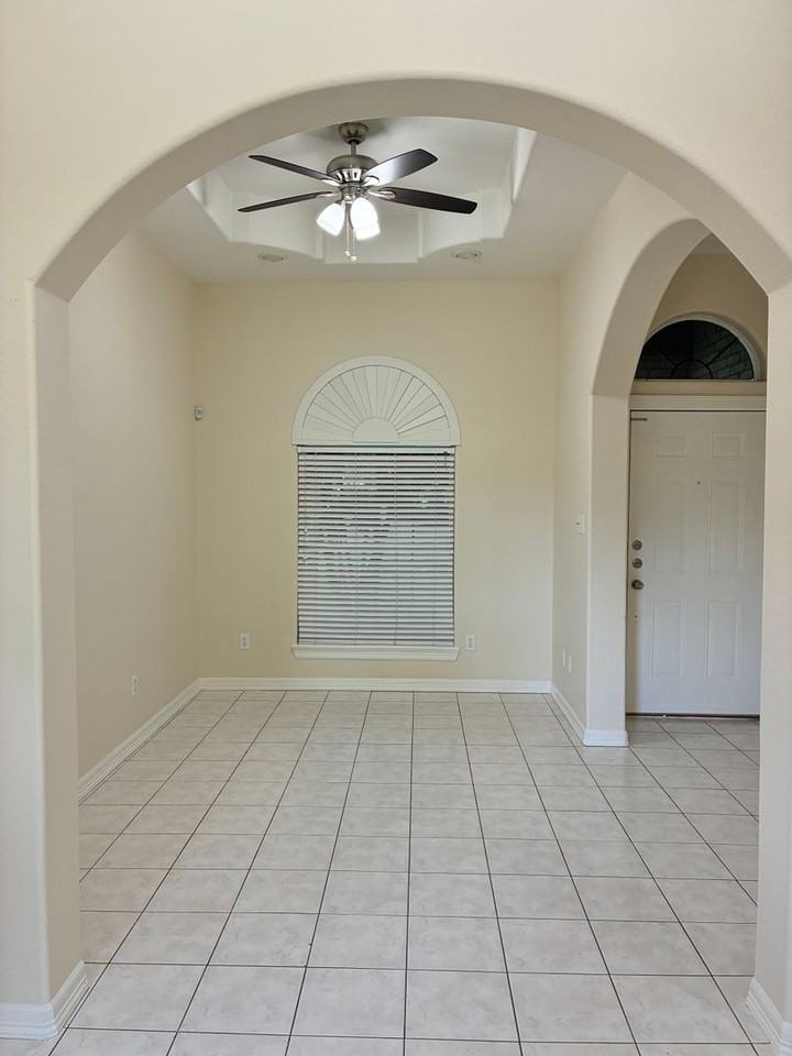 3215 Campanario Cir - Photo 2 of 15