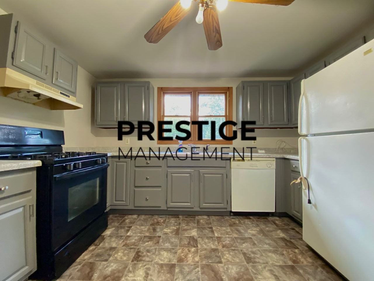 6110 Mulberry Ave - Photo 7 of 11