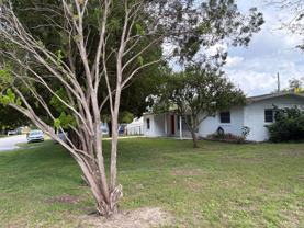 800 Ne 44th St - Photo 1 of 1