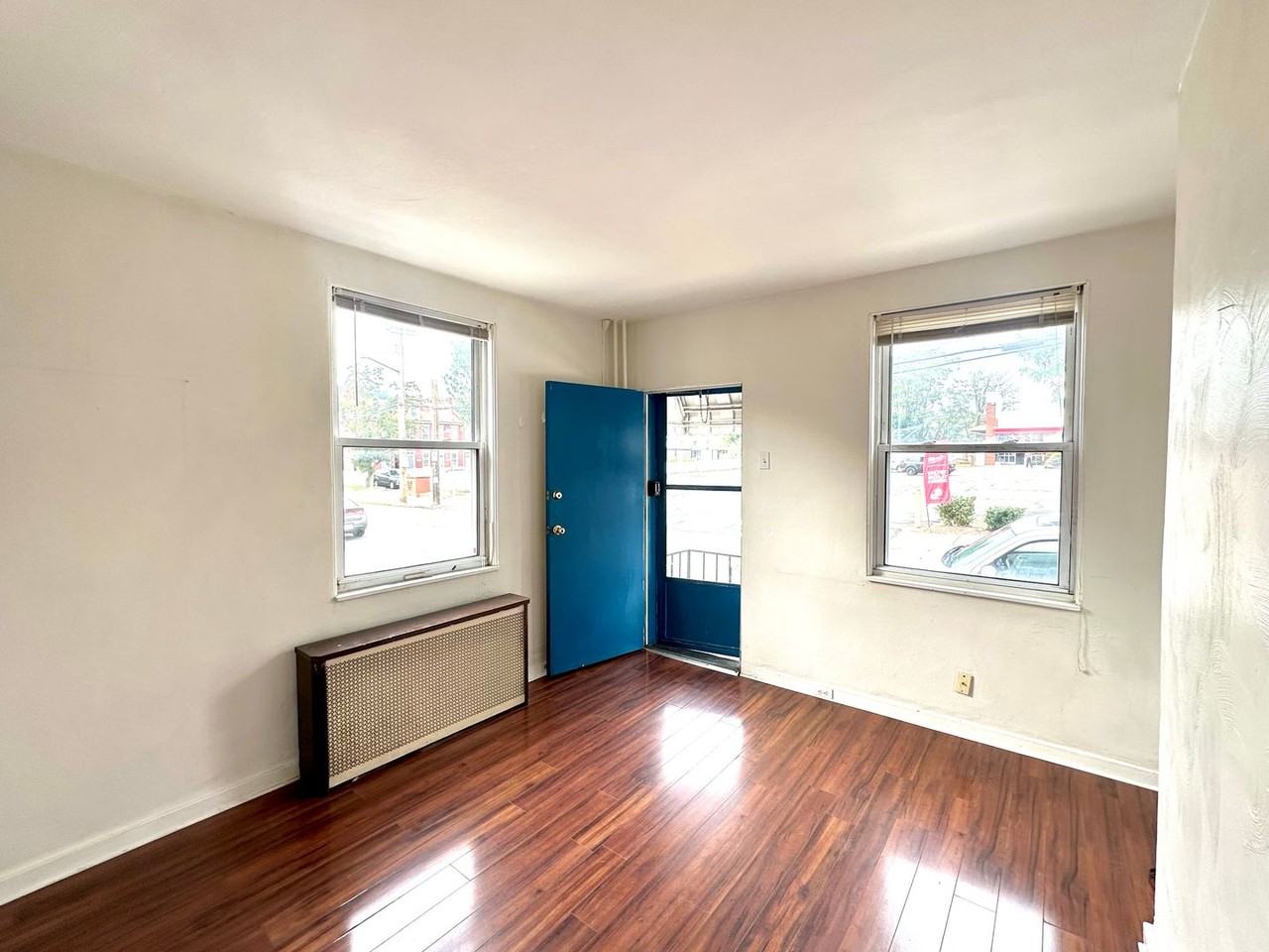168 47th St - Photo 3 of 12