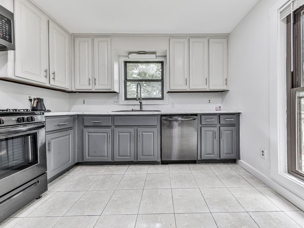 932 Blackwell Trl - Photo 7 of 27