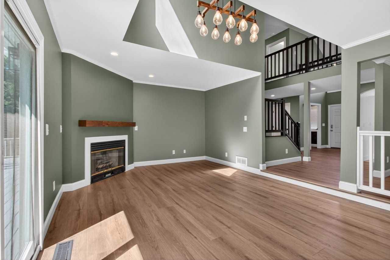 18609 Broadfield Dr - Photo 6 of 37