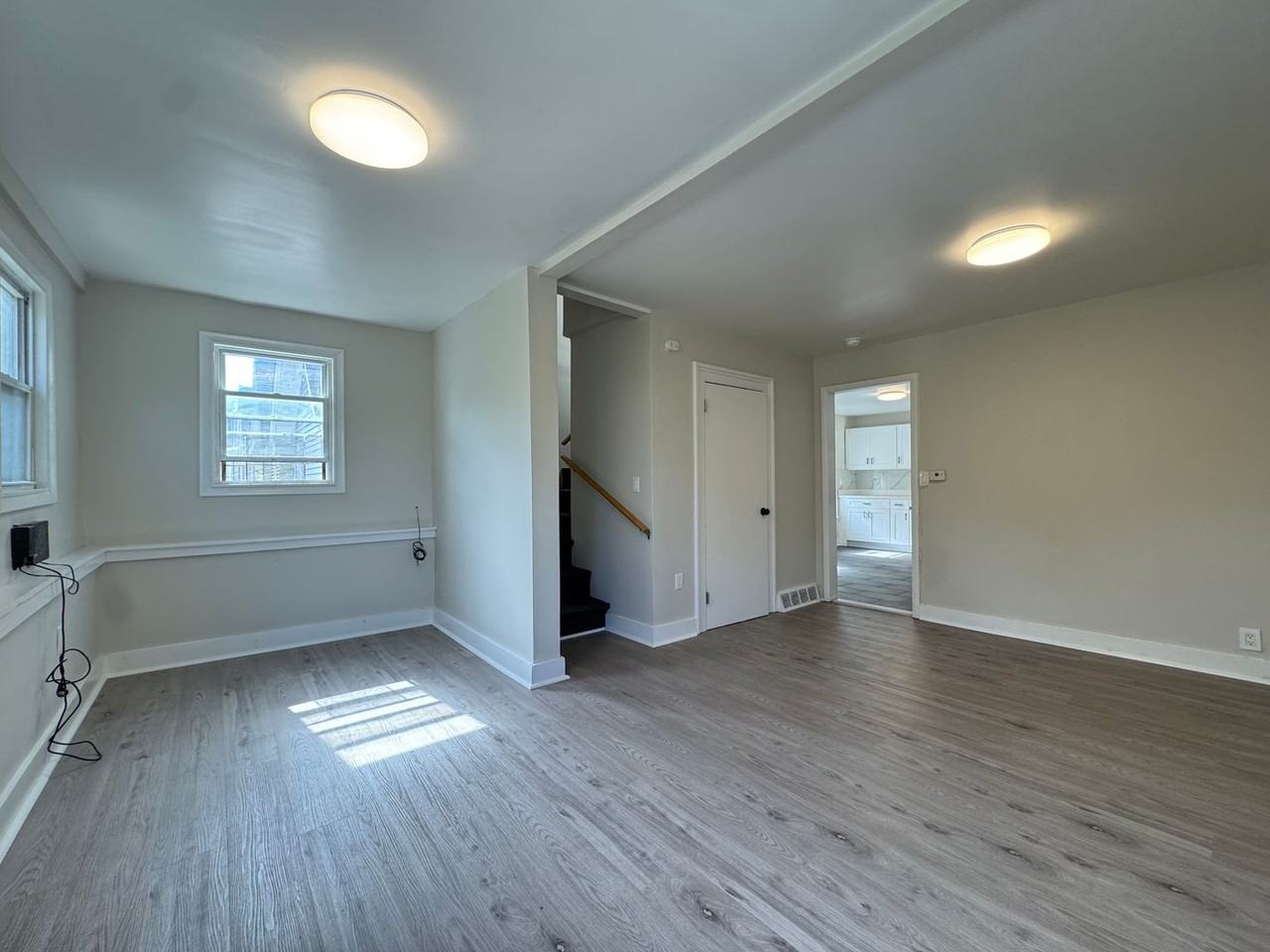 48 Stevens St - Photo 2 of 19