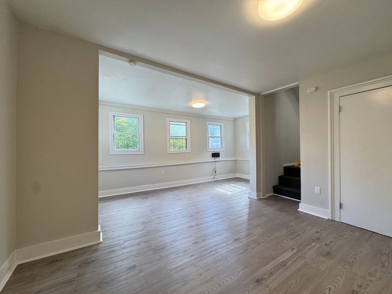 48 Stevens St - Photo 3 of 19