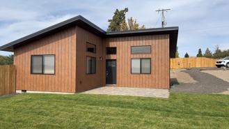 660 Ne Chapel St - Photo 1 of 1