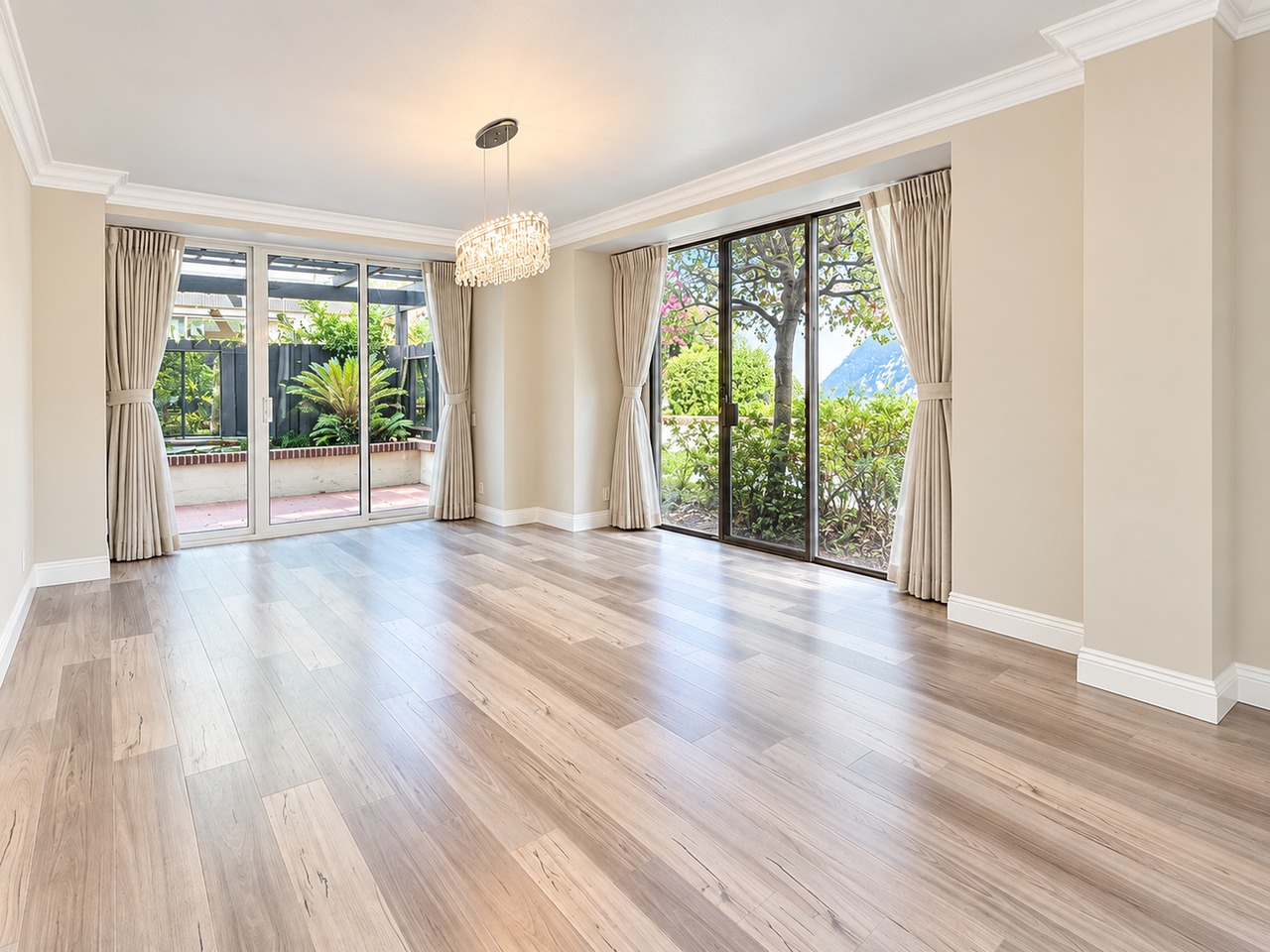 885 S Orange Grove Blvd #11 - Photo 5 of 29