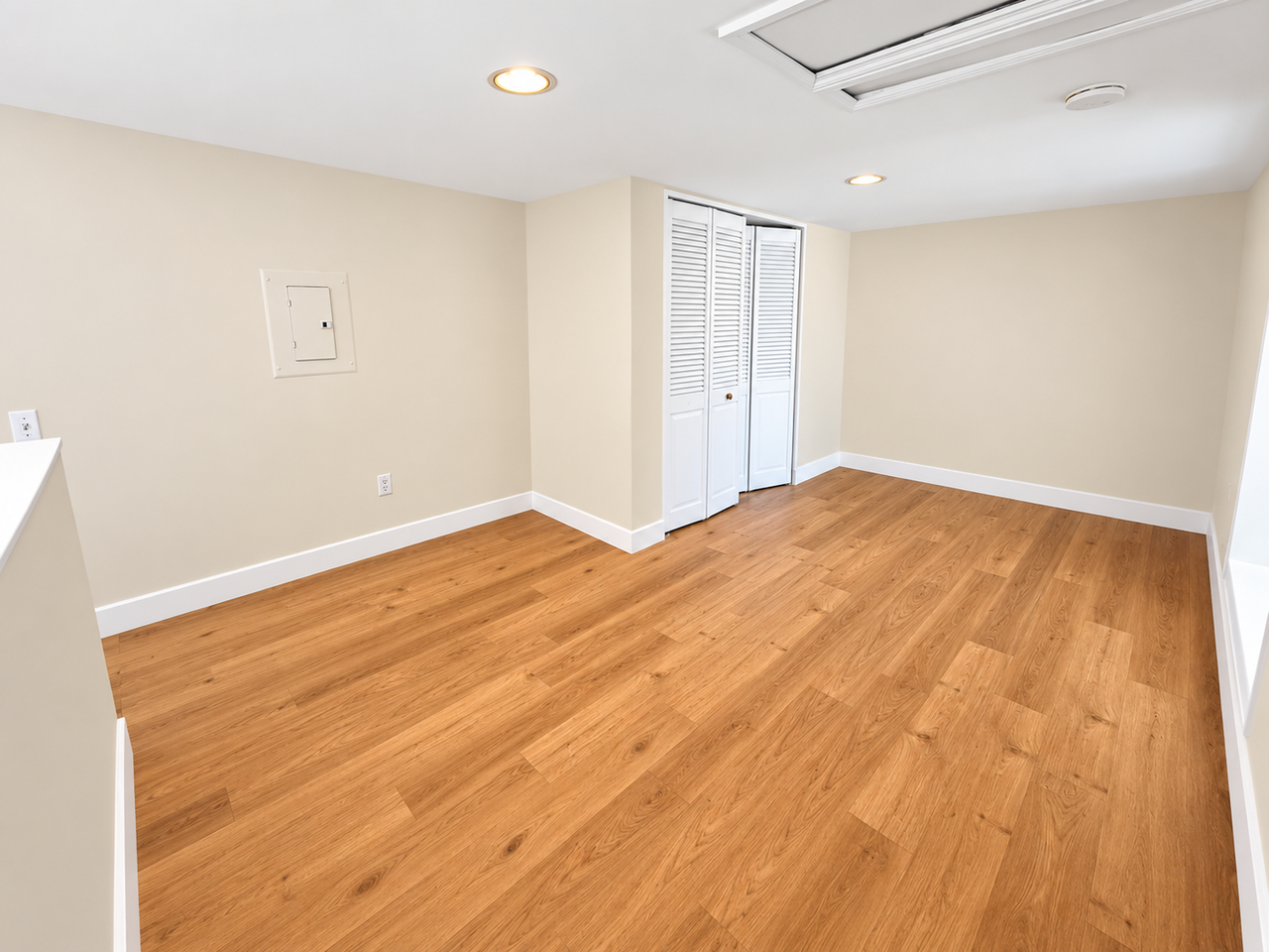 3071 Crestablanca Dr - Photo 7 of 25
