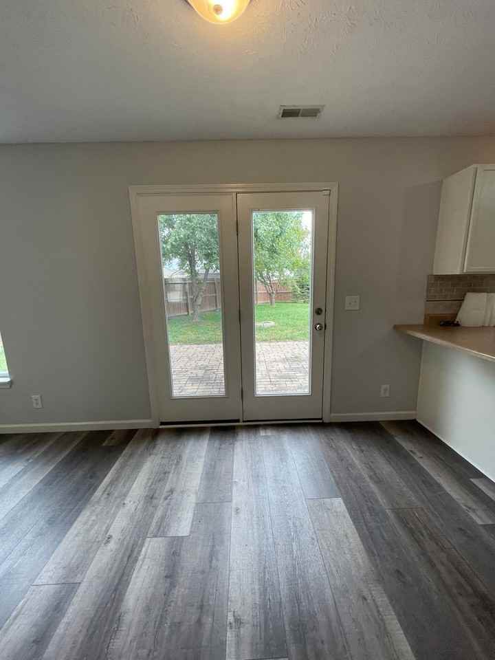 624 Elijah St - Photo 6 of 31