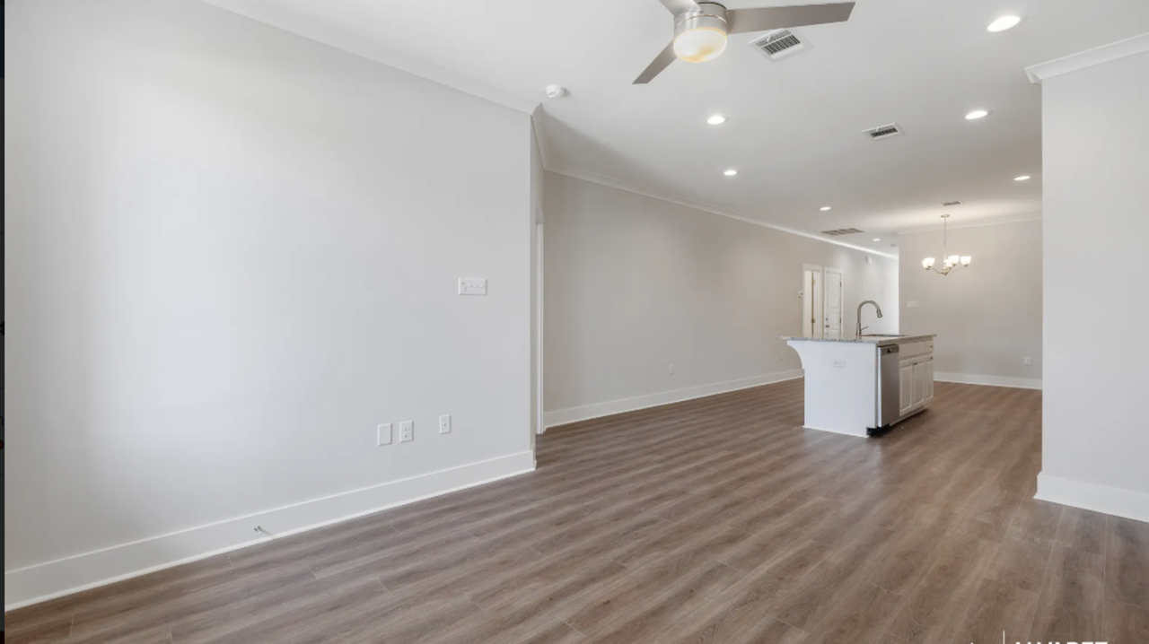5706 Montegudo Blvd - Photo 3 of 15