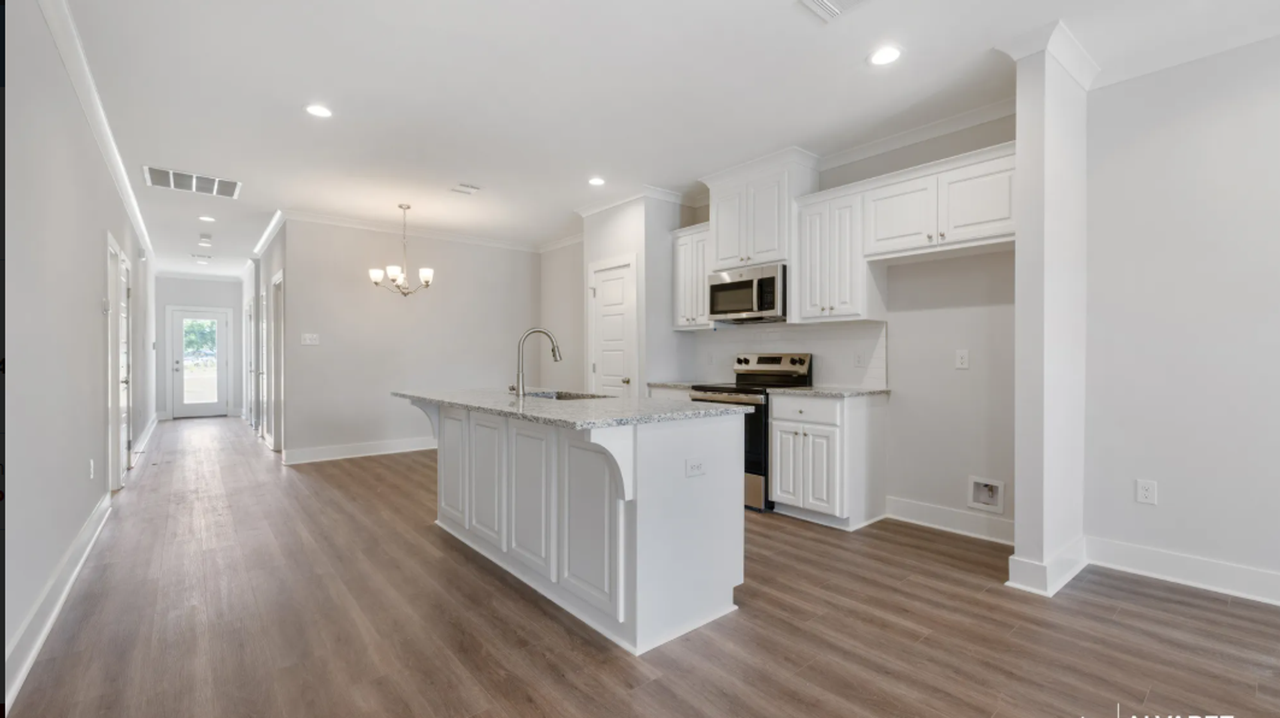 5706 Montegudo Blvd - Photo 4 of 15