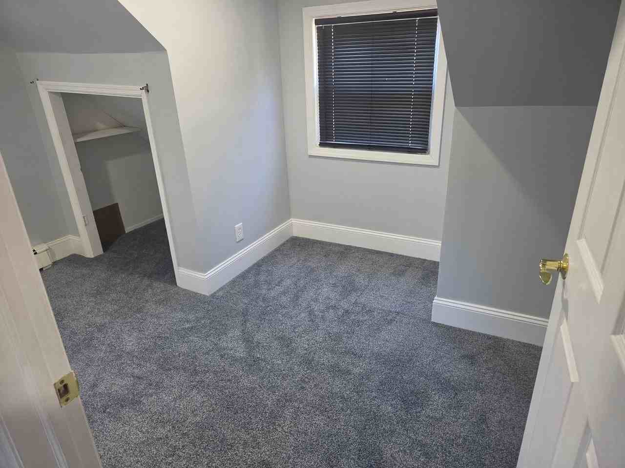 56 Mill Rd - Photo 4 of 18