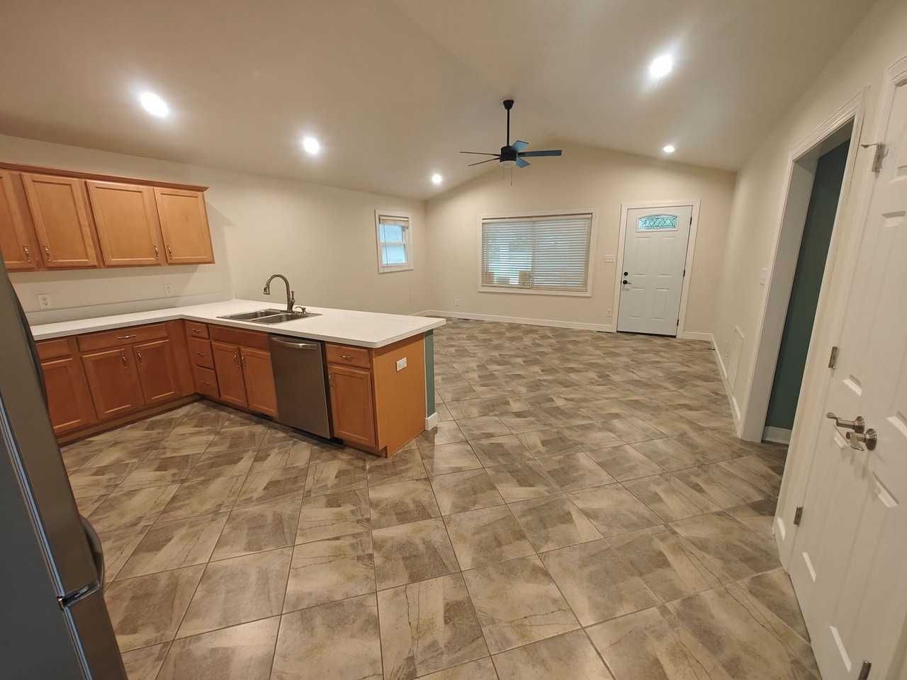 2561 Mountain View Rd - Photo 7 of 14