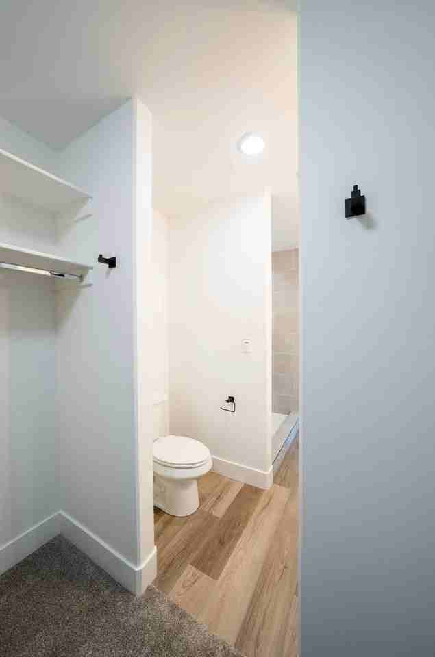 505 Jeanine Dr - Photo 6 of 26