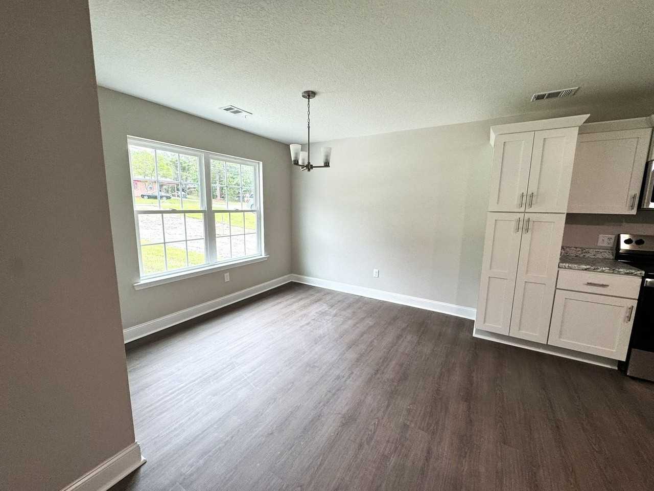 115 Beasley Rd - Photo 3 of 15