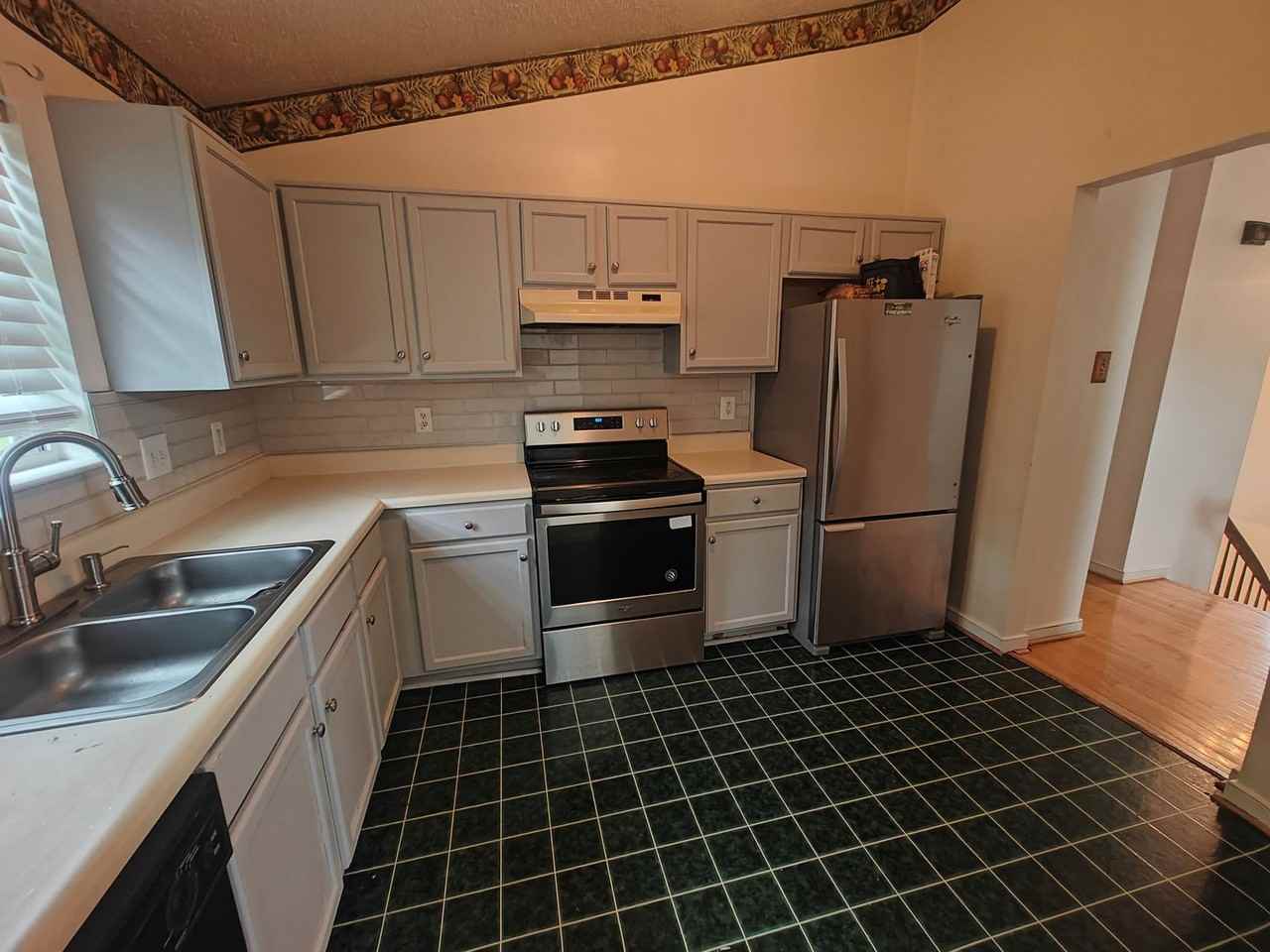 3237 Purvis Rd - Photo 7 of 21