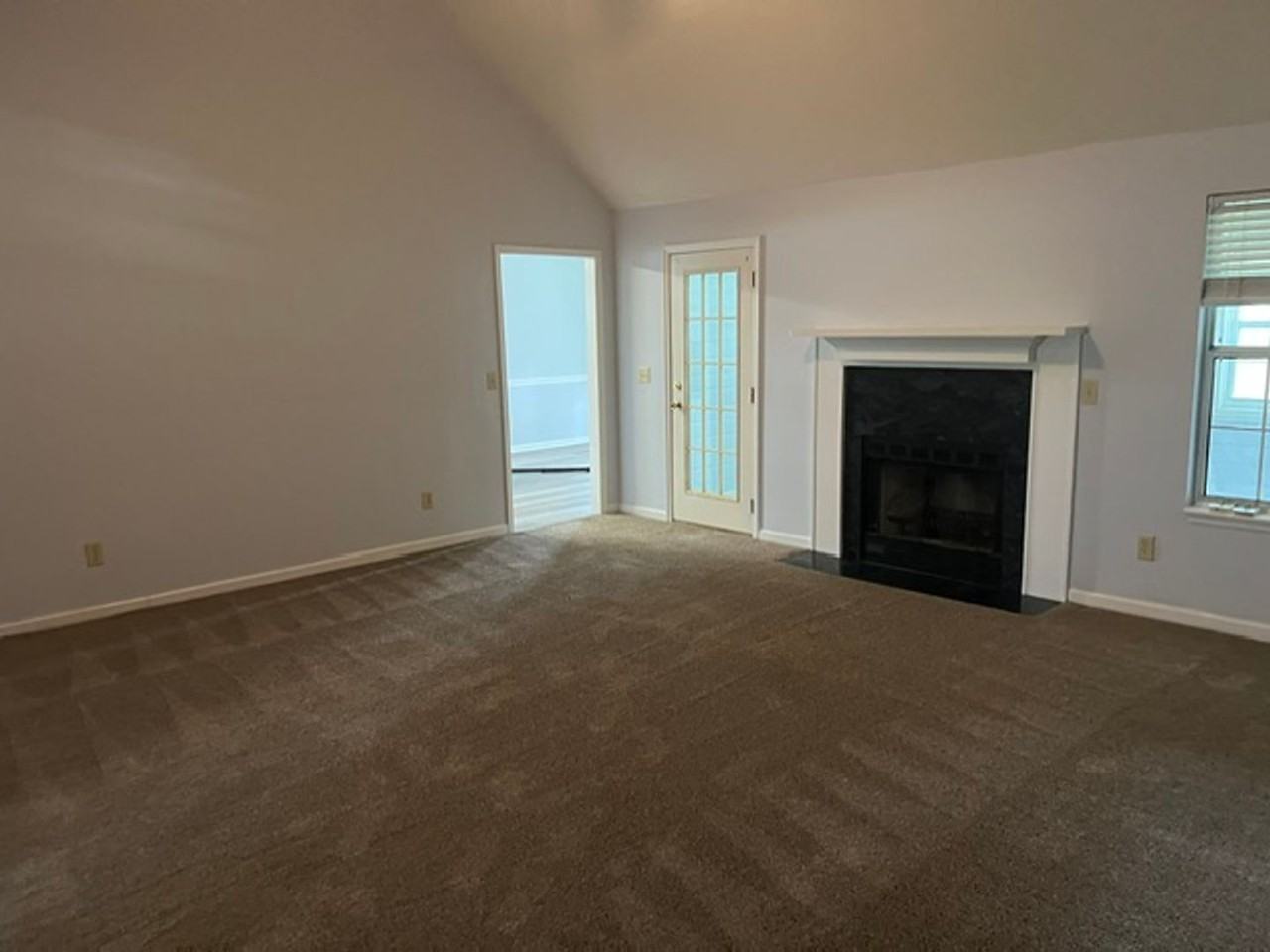 121 Timber Ridge Dr - Photo 6 of 12