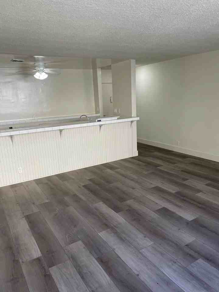 11139 Acama Street, - Photo 4 of 50