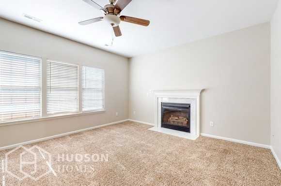 7021 Honey Tree Ln - Photo 5 of 22