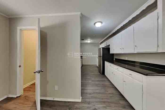 246 Spring Pines Dr - Photo 6 of 21