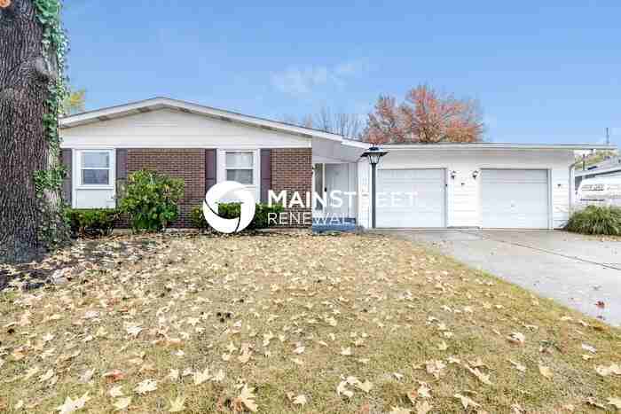 1575 Loveland Dr - Photo 2 of 16