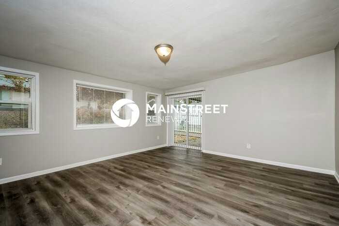 1575 Loveland Dr - Photo 4 of 16