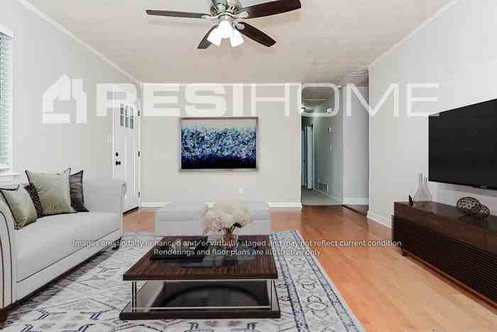193 Creekwood Ln - Photo 2 of 18
