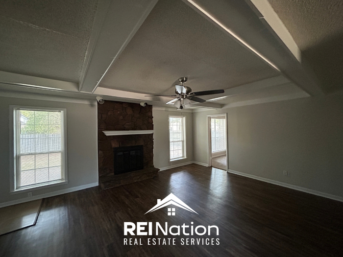 4354 Spring Oak Cv - Photo 2 of 22