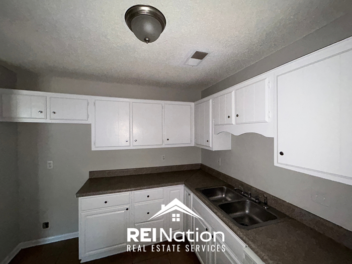 4354 Spring Oak Cv - Photo 7 of 22