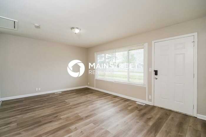 5101 W 34th St - Photo 4 of 14