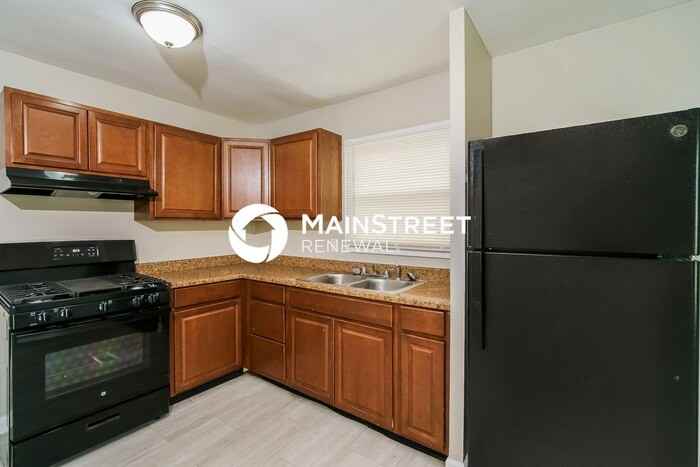 5101 W 34th St - Photo 7 of 14